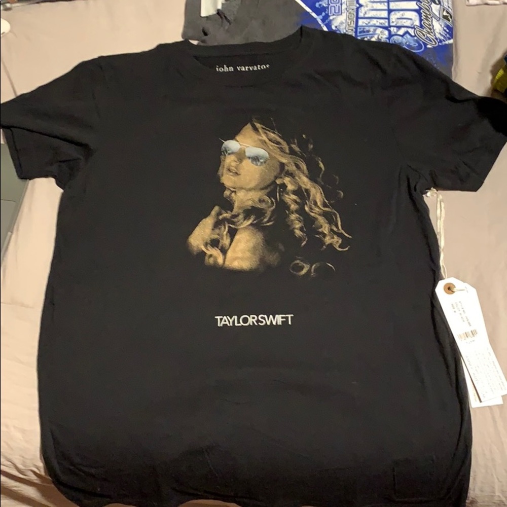 limited edition john varvatos taylor swift tee